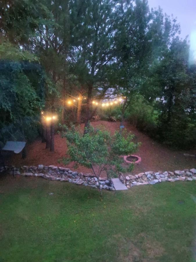 Captivating Home Near Downtown Atl Conley ภายนอก รูปภาพ